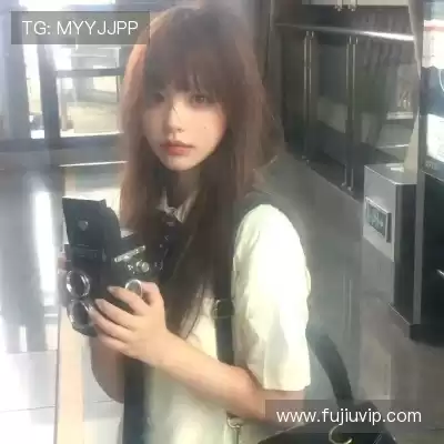 施锟晔